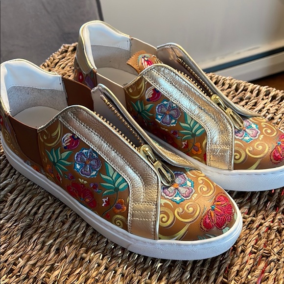 La Martina Made In Italy Floral Embroidered Women's Sneakers - Picture 1 of 8